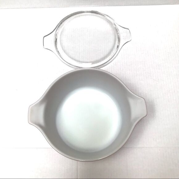 Vintage Pyrex rust Autumn Harvest 475-B 2.5 quart casserole dish with lid - Picture 2 of 11